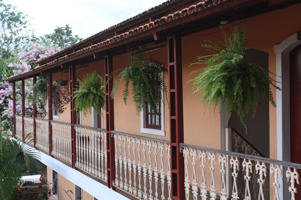 Hotel Recanto das Abelhas - 400 m do centro histórico Tiradentes Exterior foto